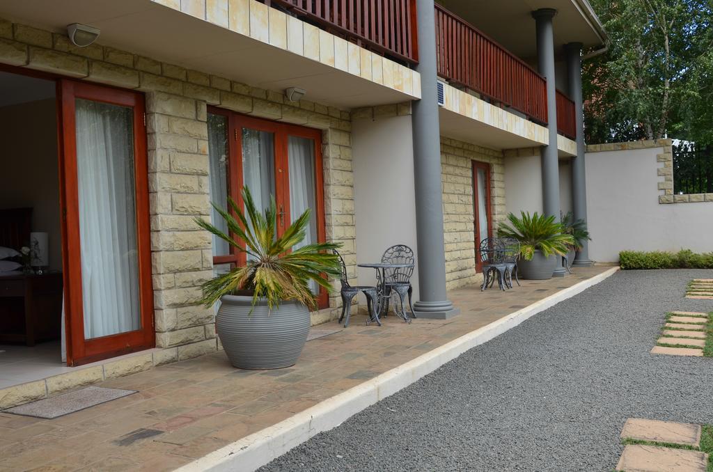 Riverwalk Bed And Breakfast Clarens Extérieur photo